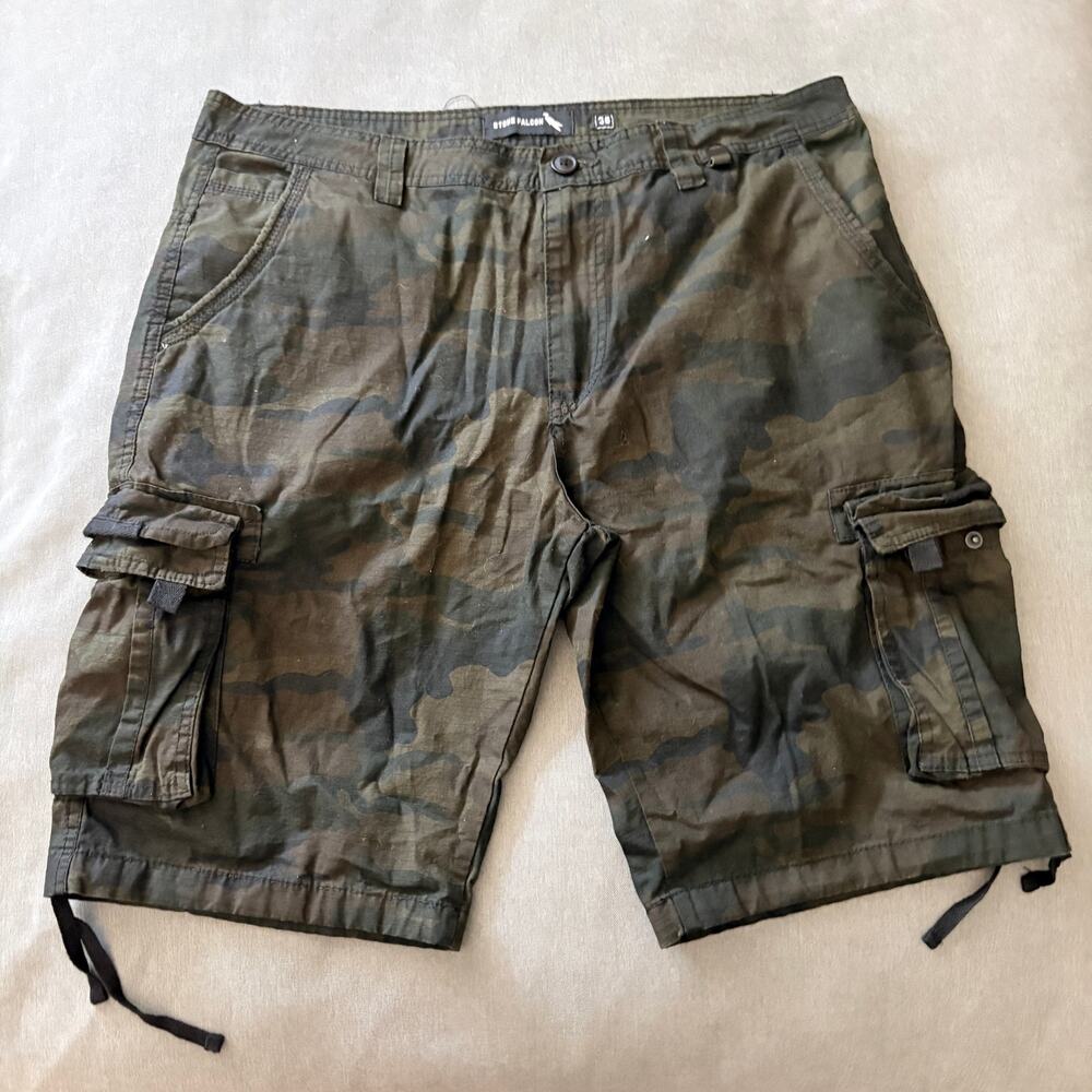 Stone Falcon Camo Cargo Shorts Men’s 38 Dark Woodland Y2K Utility Gorpcore